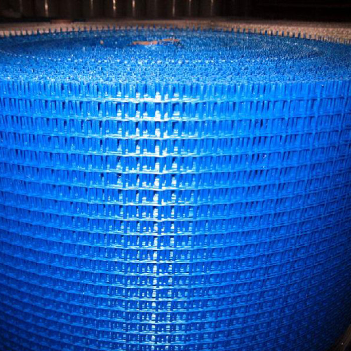 สี่เหลี่ยม 4 * 4 มิลลิเมตร สีขาว ใยแก้ว Netting ใยแก้ว Plaster Mesh Roll สําหรับการกันและซ่อมผนัง