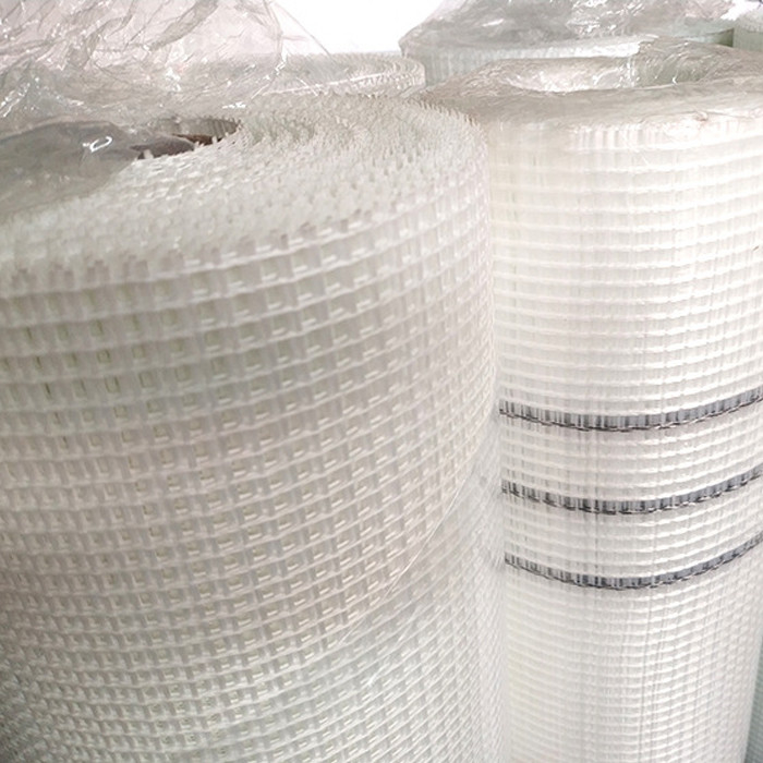 แรง Fiberglass Mesh Roll สําหรับผนัง สีต่าง ๆ ความแข็งแรงสูง