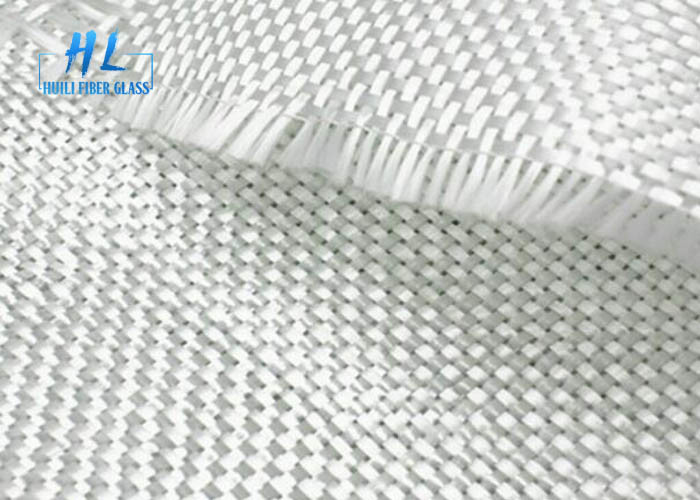 200 กรัม เนื้อผ้าใยแก้วสีขาว UL94-V0 เนื้อผ้าทนไฟ 2000N / 5cm ความแข็งแรงในการดึง
