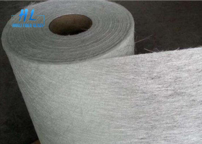 สายการเคลื่อนไหวแบบตรง สีขาว สายใยแก้วชิ้นกระดาษ Mat With Silane-Based Roving