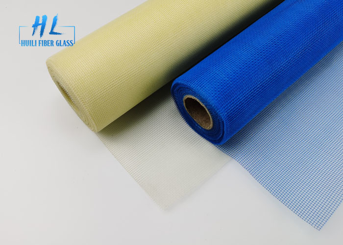 ผ้าม่านเชือกจอบิน 18 * 16 Mesh ขนาด 3.0m กว้าง ผ้าม่านกันน้ํา Rolls สําหรับการป้องกันอย่างมีประสิทธิภาพ
